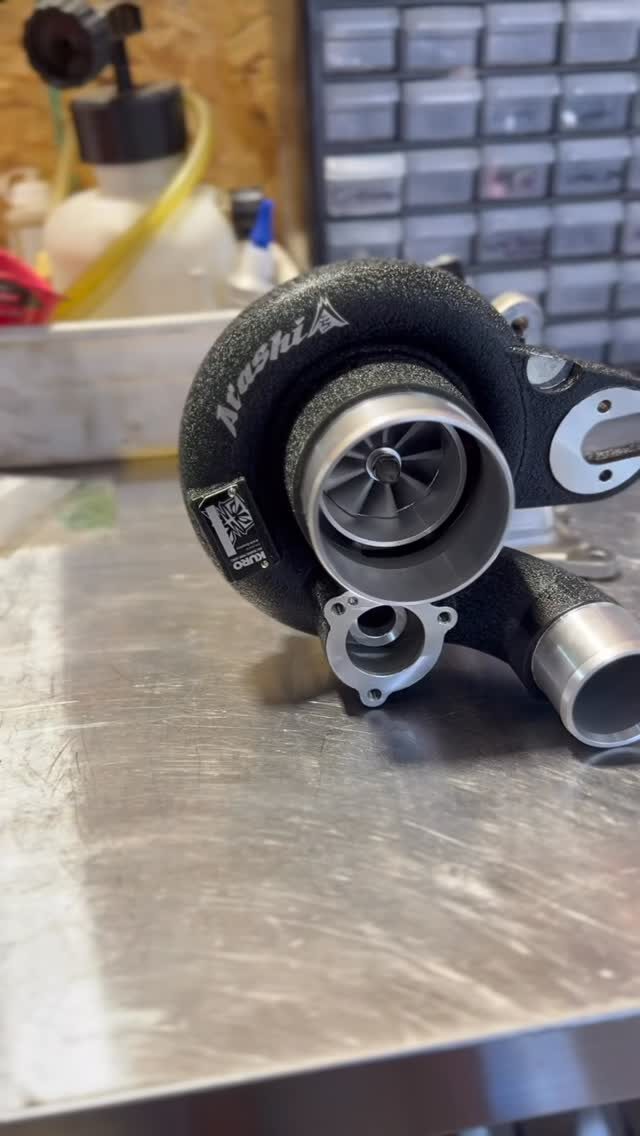 Instagram post from pw_performanceaz. This post is in position 2.